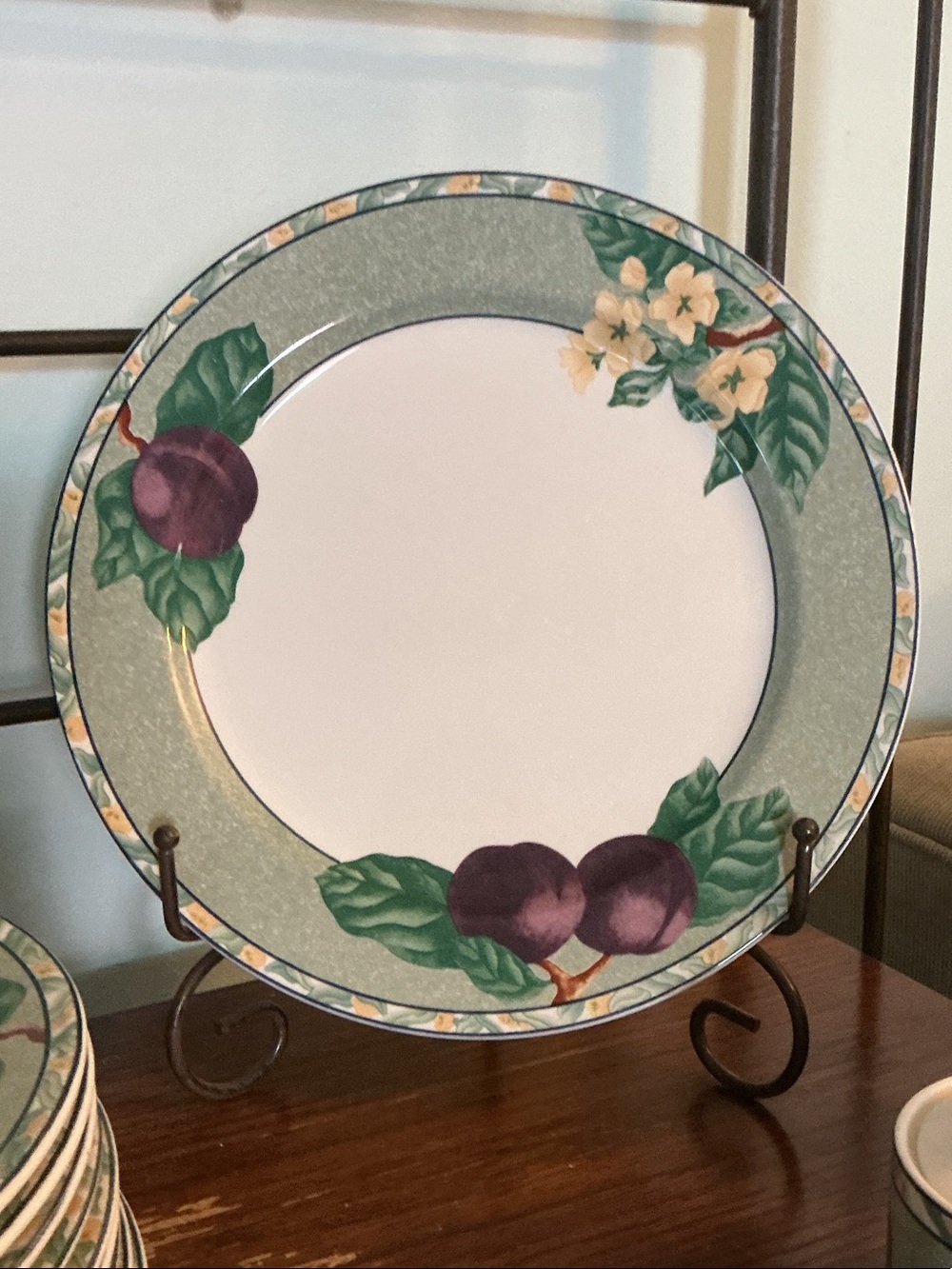 Victoria & Beale L’AMOUR - 9040 - Dinner Plate(s)